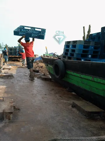 Pengiriman Pallet via Kapal